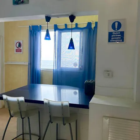 Hostel Backpacker Eras Ii *