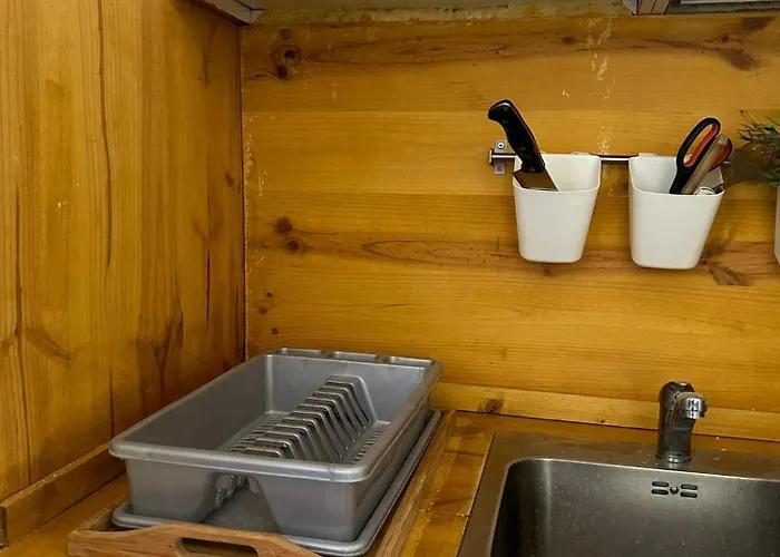 Backpacker Eras Ii Hostel